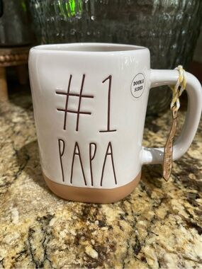 Rae Dunn double sided 19.5 oz mug BEST MATES- -#1 PAPA and embossed brown bears
